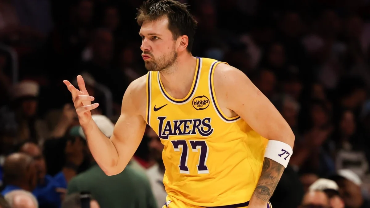 Today’s top games to watch, best bets, odds: Lakers-Magic, Bruins-Red Wings and much more for Saturday