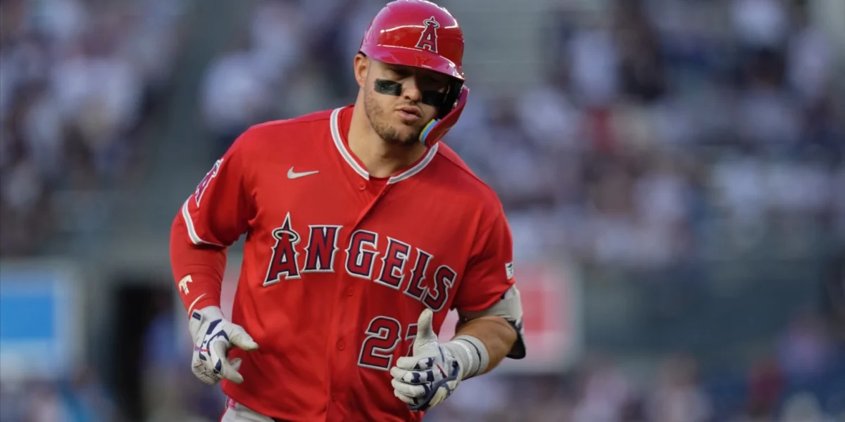 Trout Ignites Angels’ Historic Three-Homer Barrage, Signaling Offensive Awakening Against Yankees