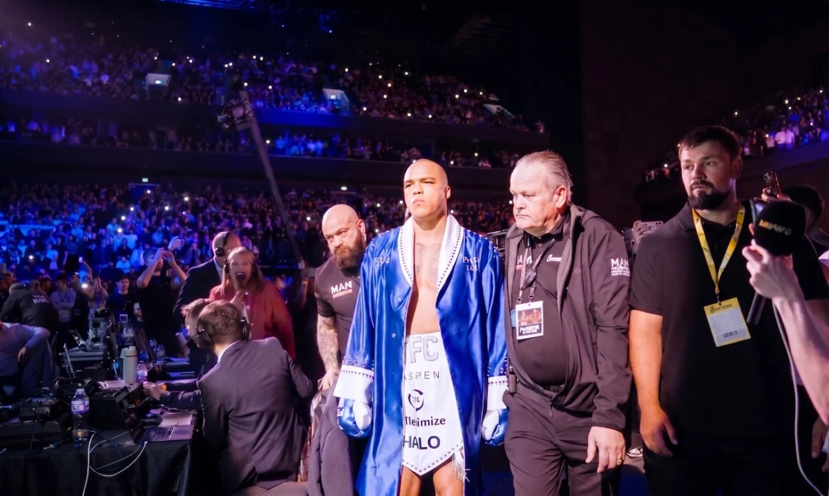 Wardley’s Camp Prioritizes Full Recovery Over Rushed Dubois Rematch