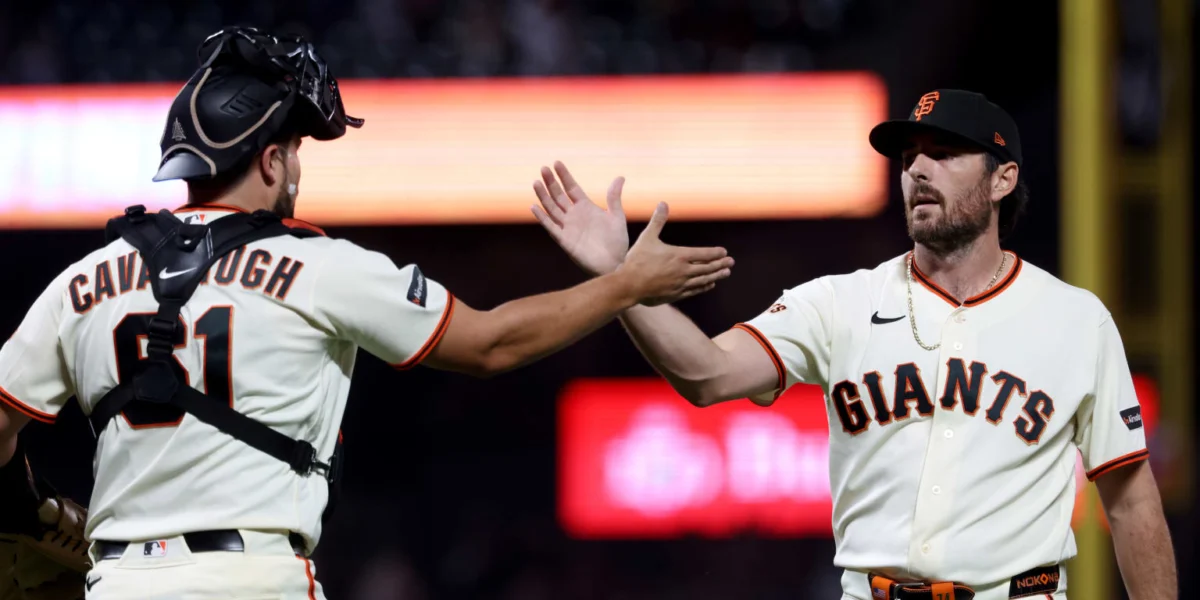 Giants Bullpen Silences Doubts, Delivers Resounding Win Over Diamondbacks