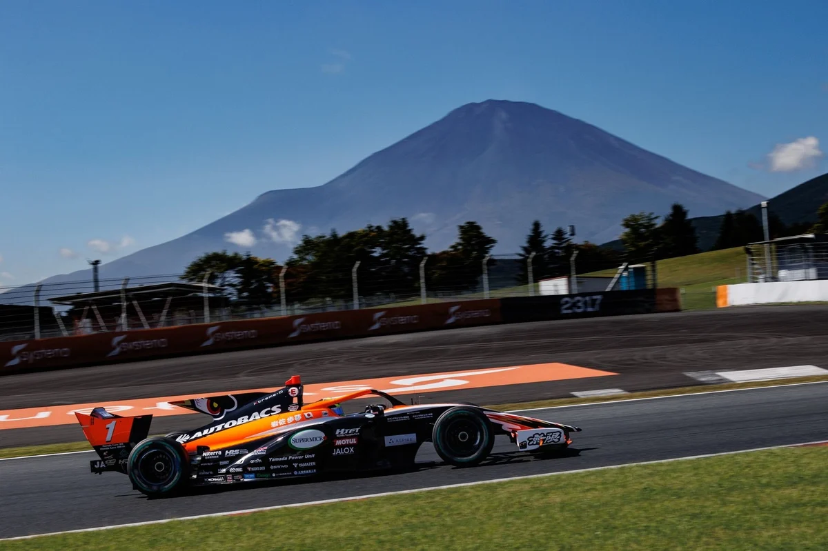 Fuji Fury: Iwasa Breaks Drought as Ohta’s Early Super Formula Title Hopes Erupt in Chaos